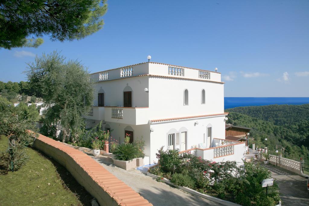 Hotel Godenizzo 3*